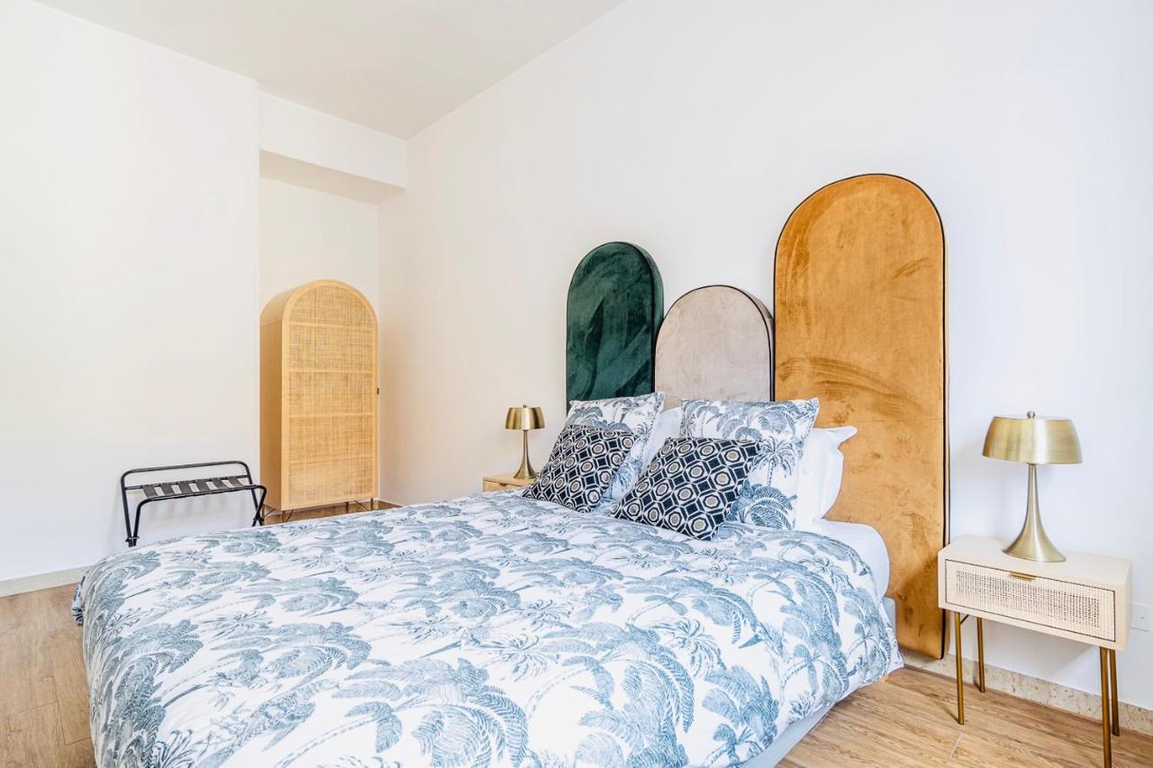 The Novels Suite Bari Esterno foto