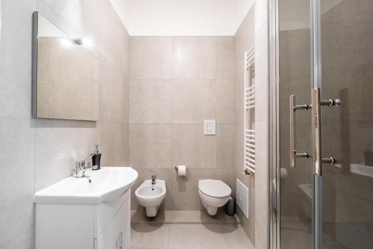 The Novels Suite Bari Esterno foto